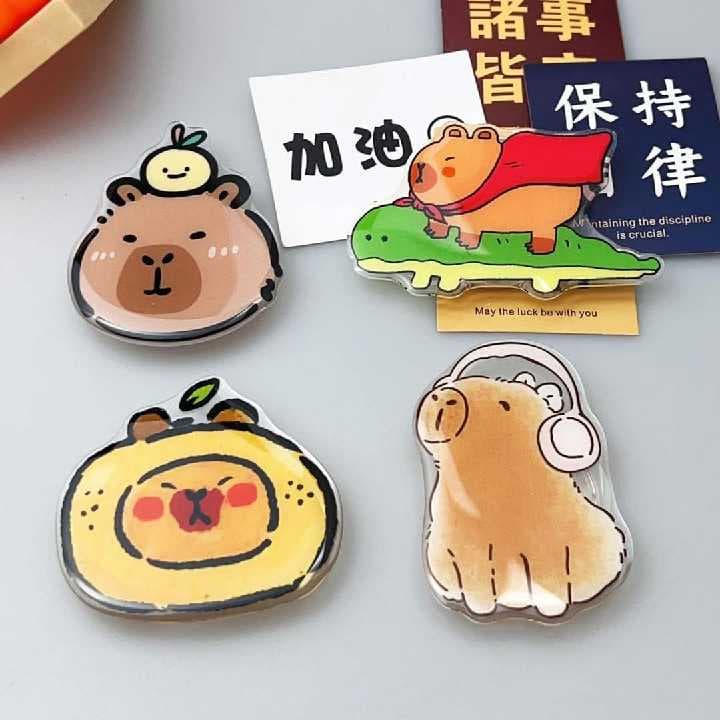 pop socket capibara
