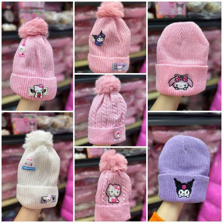 gorro kuromi , kitty my melody