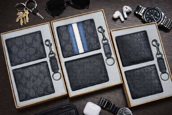 cartera coach con tarjetero y llavero para caballero